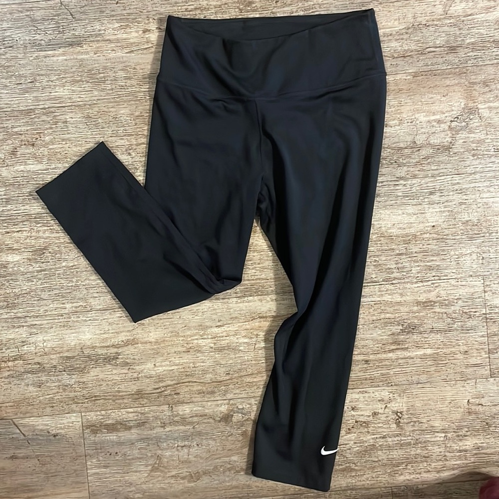 Nike dri-fit black leggings size Sm like new